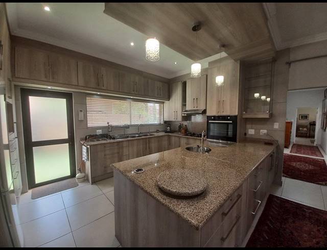 2 BEDROOM RETIREMENT UNIT FOR SALE IN JORDAAN PARK